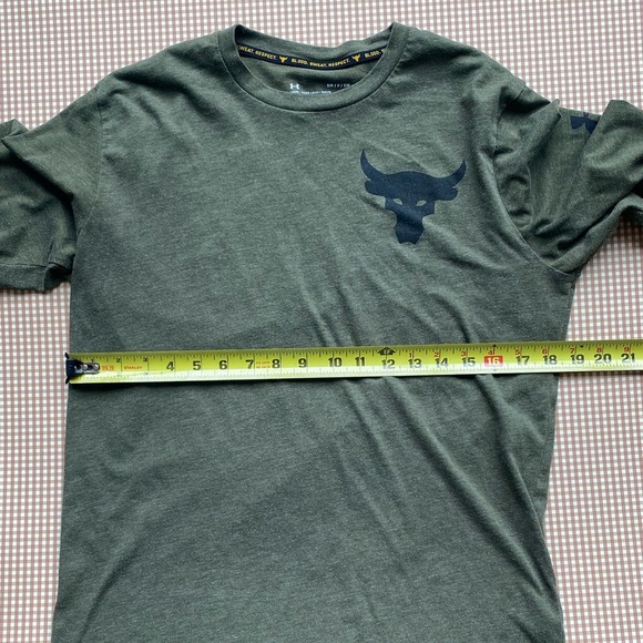 Under Armour Dwayne Johnson long sleeve shirt. Small - Picture 11 of 11